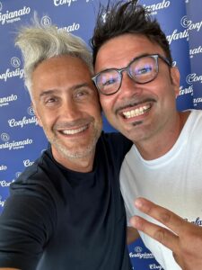 Vincenzo Schettini, professore e influencer assieme a Cristian Cernera, titolare di Agriflor